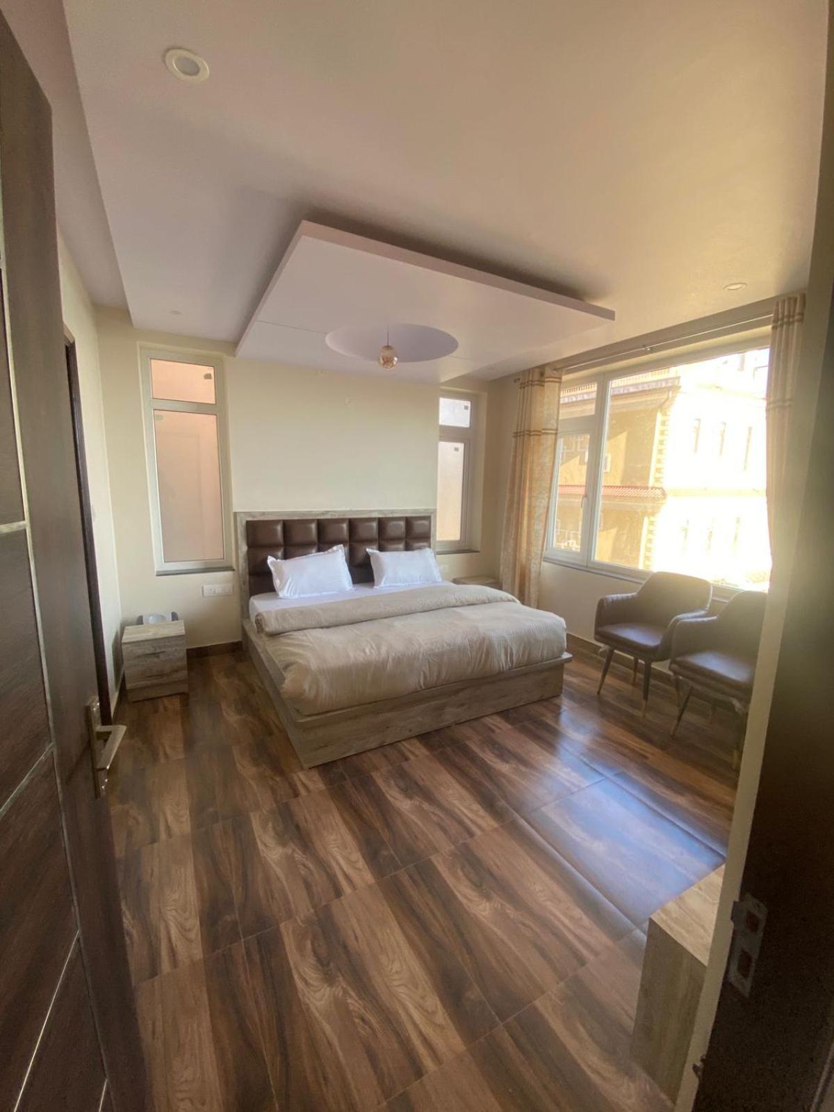 Harmony Heights Hotell Shimla Exteriör bild