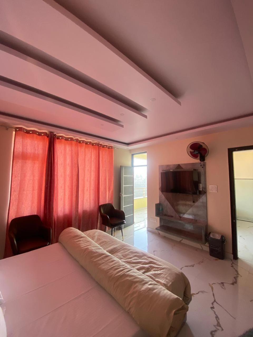 Harmony Heights Hotell Shimla Exteriör bild